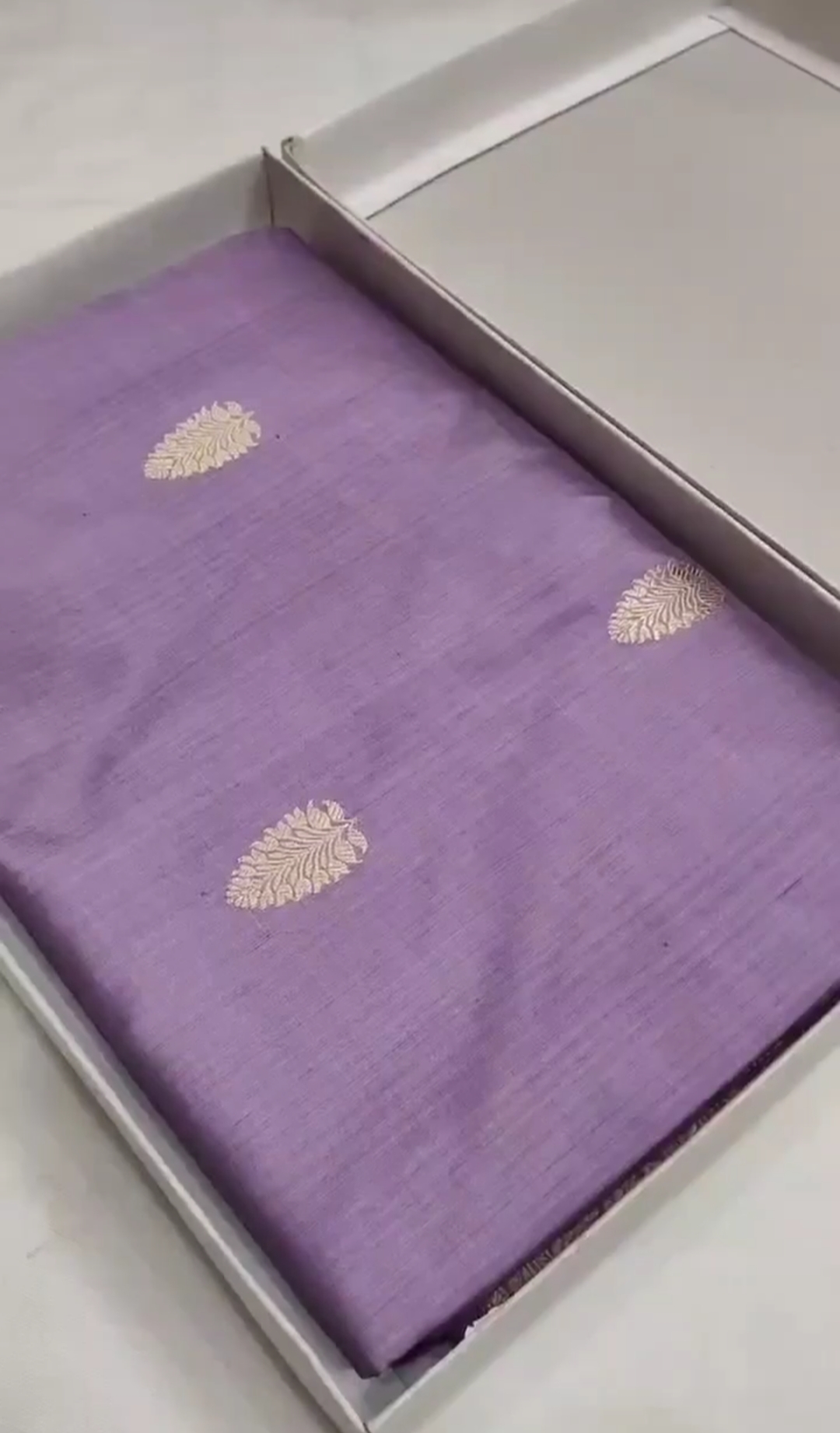 Lavender Banarasi Handloom Katan Silk Saree
