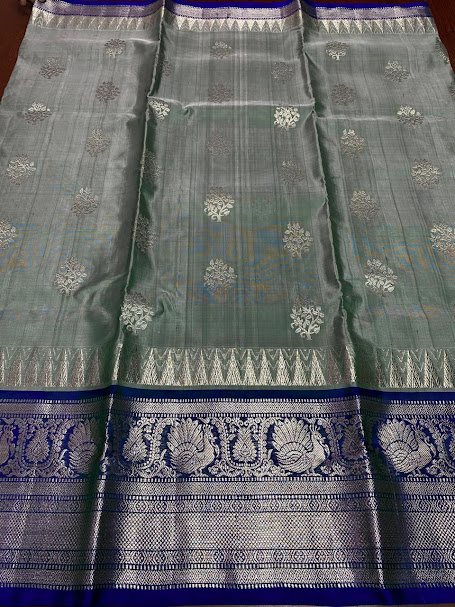 Silver Grey Venkatagiri Handloom Pattu Silk Saree