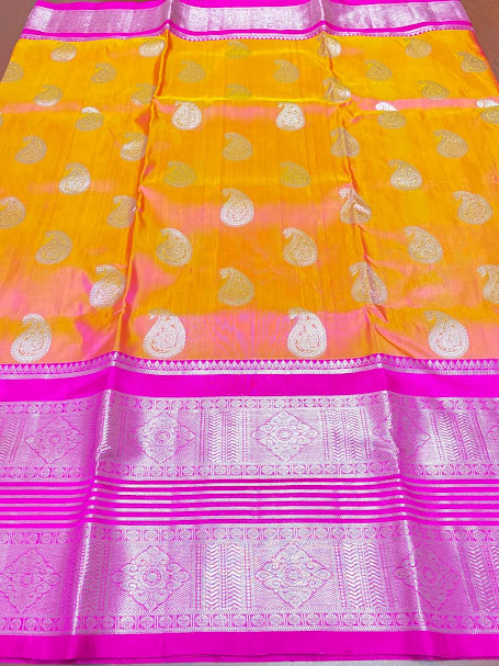Dual Tone Hot Pink Venkatagiri Handloom Pattu Silk Saree