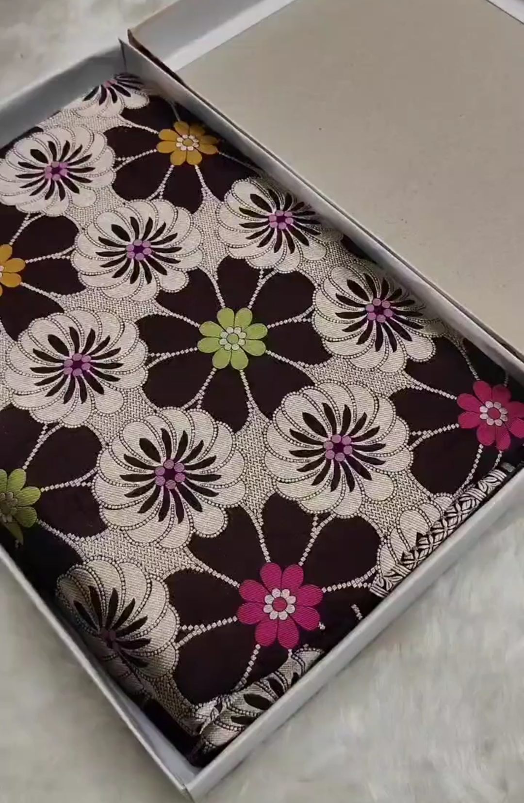 Wine Banarasi Handloom Katan Silk Meenakari Saree