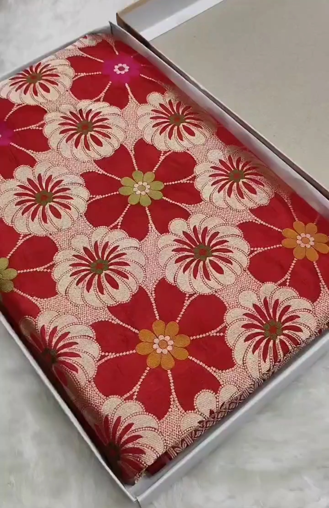 Red Banarasi Handloom Katan Silk Meenakari Saree