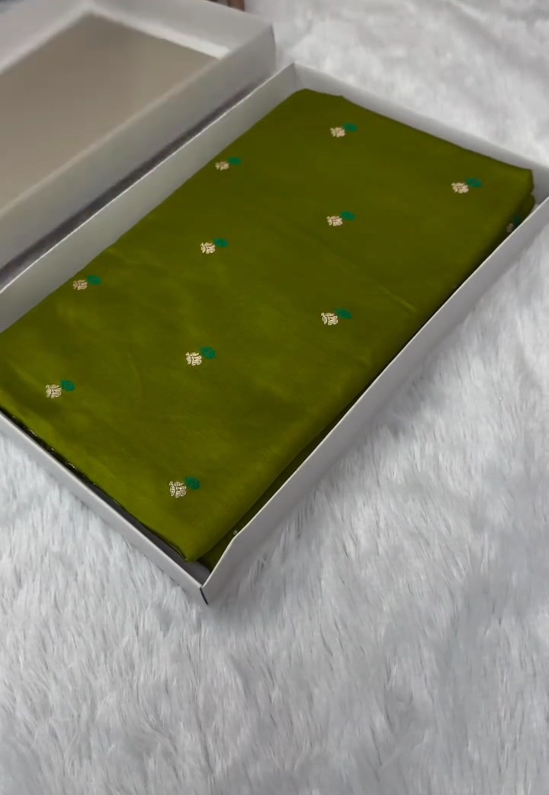 Mehandi Banarasi Mashru Soft Silk Saree